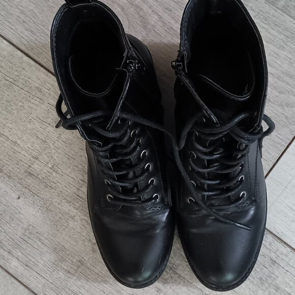 True Craft Raylee Black Mid-Heel Ankle Combat Boots - Picture 7 of 11